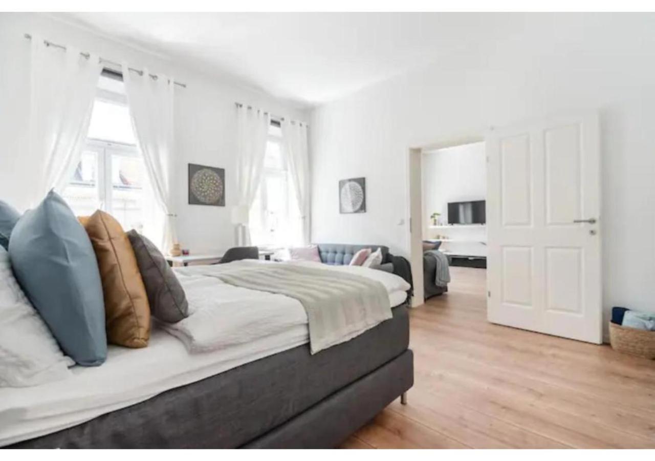 비엔나 Luxurious And Bright, 5 Min To City Center 아파트 외부 사진